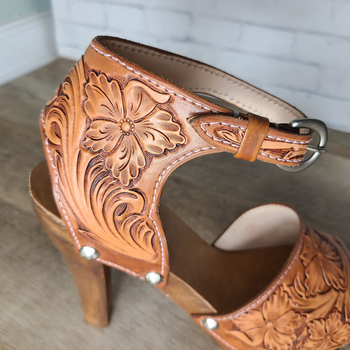Tooled sales leather heels
