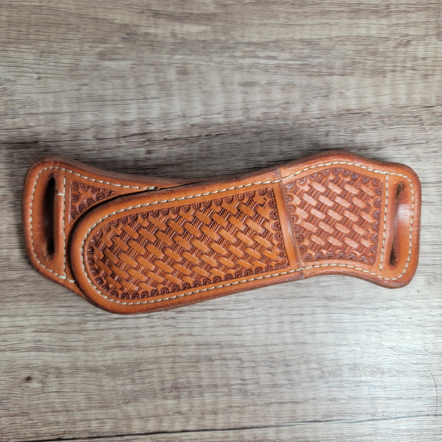 Basket Stamped Horizontal Trapper Knife Sheath - in stock