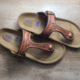 Floral Tooled Leather Gizeh Birkenstock - In Stock