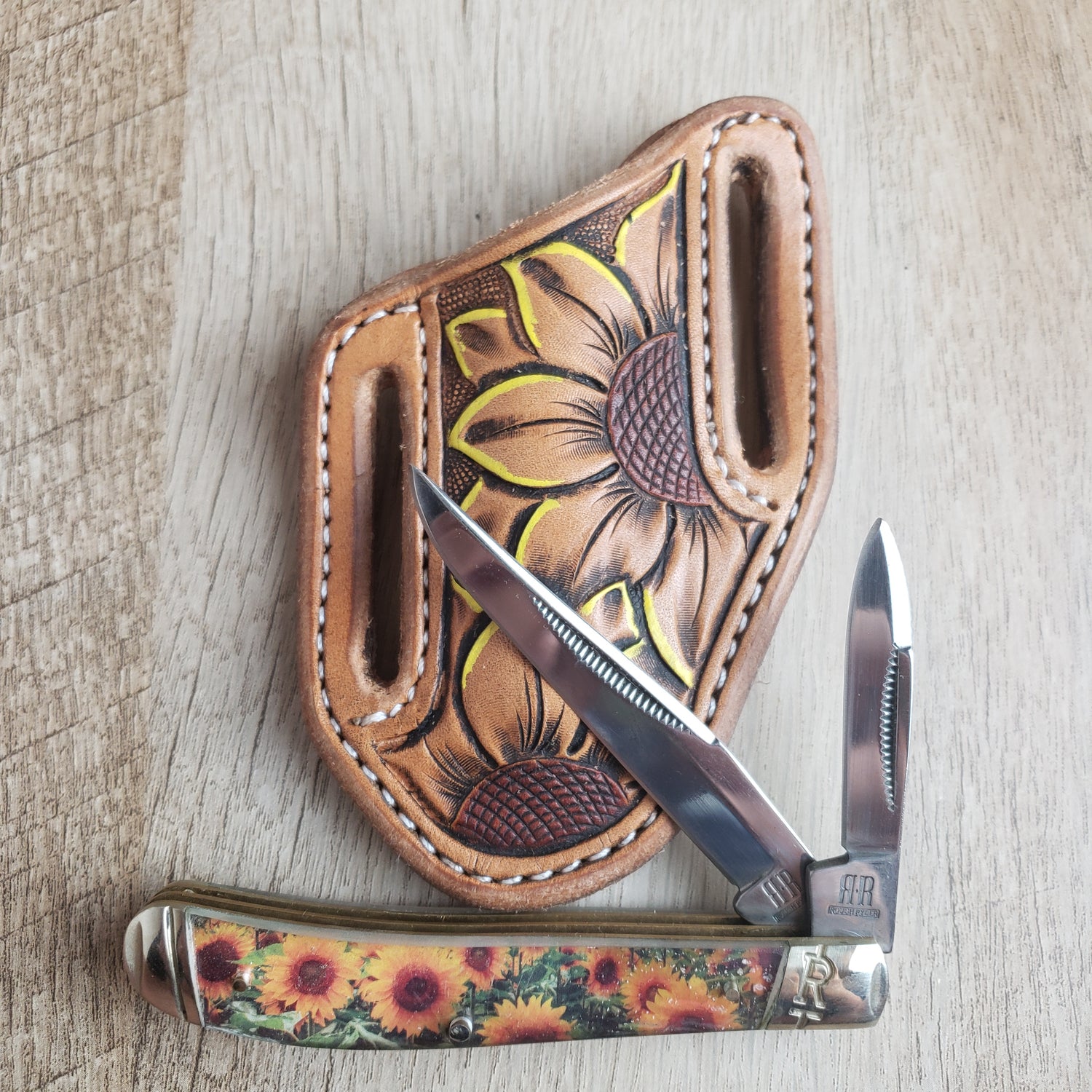Sunflower Tooled Sheath and Knife