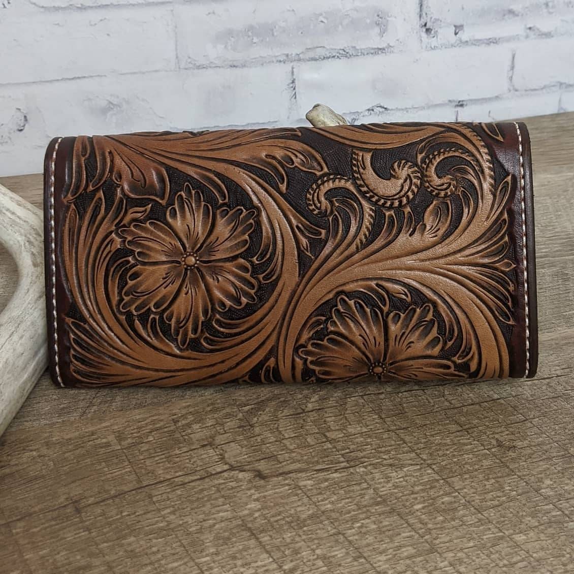 Full Floral Ladies Leather Clutch Wallet
